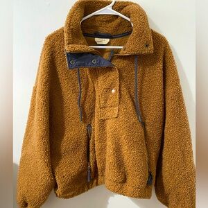 Target Universal Thread Brown Teddy Sherpa PullOver Fall Sweater
